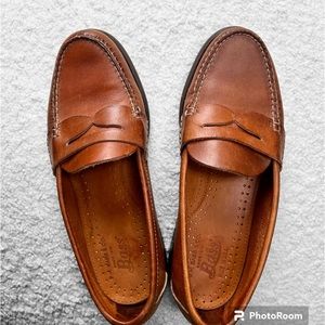 GH BASS & CO Vintage Congac 100% Leather Loafers